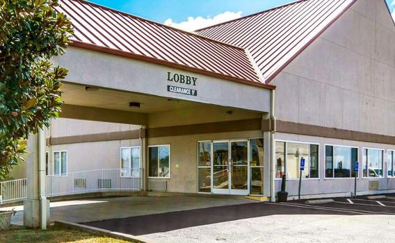 Quality Inn Suites 50 1 2 7 Elizabethtown Hotel Deals