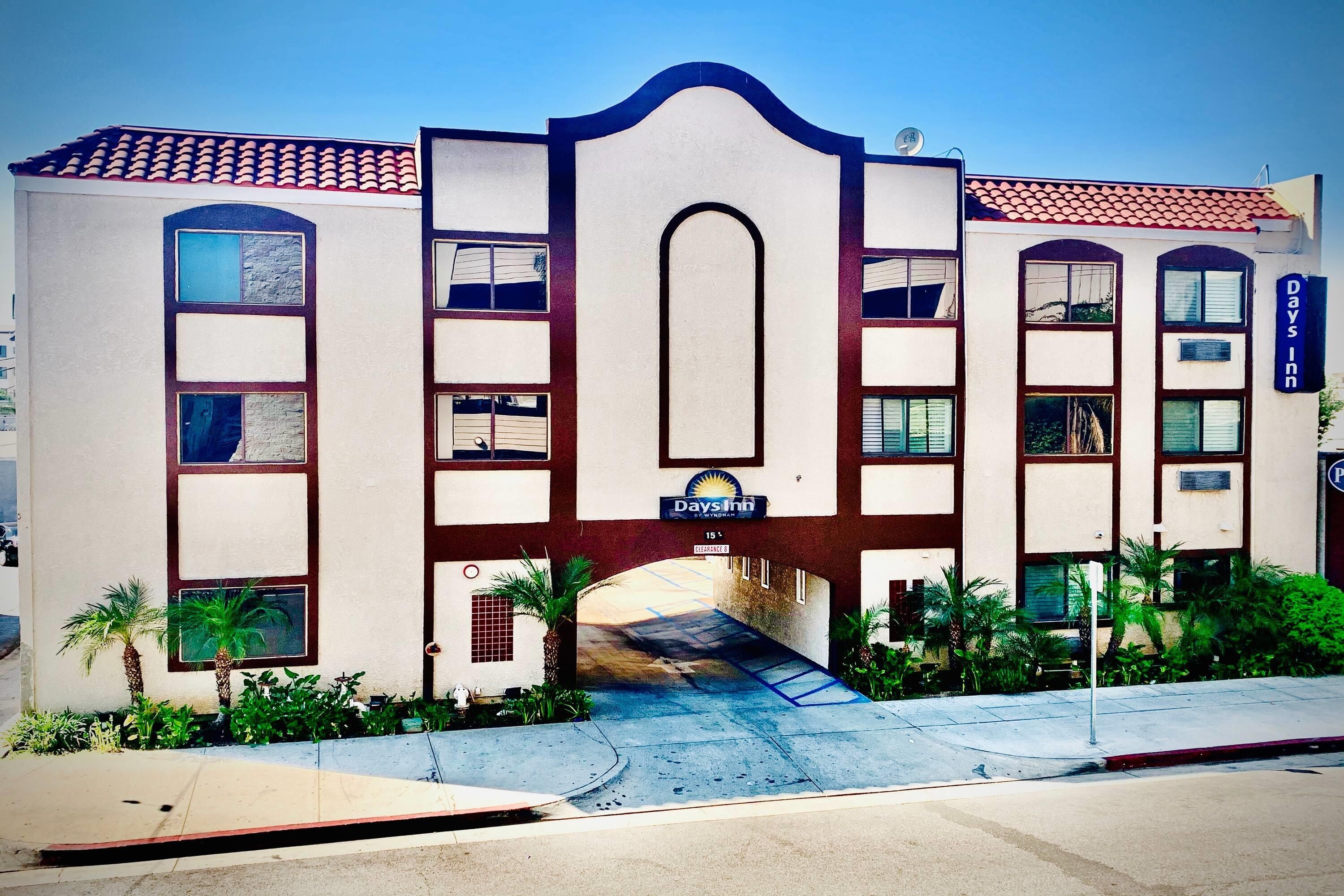 Days Inn by Wyndham Alhambra CA - Alhambra - Bâtiment