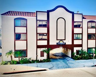 Days Inn by Wyndham Alhambra CA - Alhambra - Bâtiment