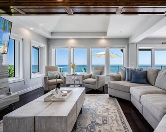 Near Point Pelee | 6br Luxury Estate + Beach - Wheatley - Lounge