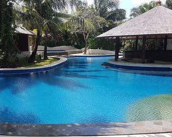 Coconut Lodge Resort - Jepara - Basen