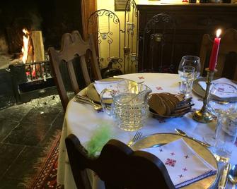 La Maison d'Achille, demeure de famille au Pays de Herve - Dalhem - Salle à manger