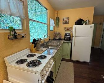 The Bohemian Nest - Silver Springs - Küche