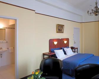 Hotel Antwerp Billard Palace - Antwerp - Bedroom