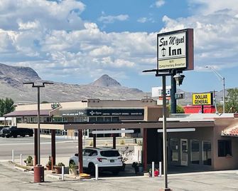 San Miguel Inn - Socorro - Außenansicht