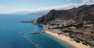 Hotel Adonis Capital - Santa Cruz de Tenerife - Strand