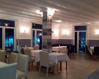 España - Larache - Restaurant