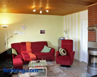 Moosberg Haus Mizzi - Holzminden - Wohnzimmer