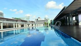 Hotel Chancellor@Orchard - Singapore - Bể bơi