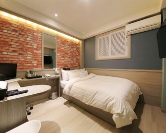 Nowon (Suraksan) Canoe - Seoul - Bedroom