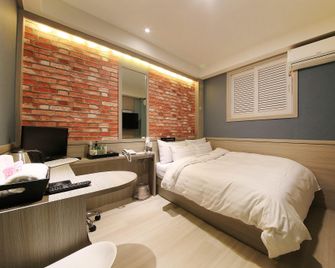 Nowon (Suraksan) Canoe - Seoul - Schlafzimmer