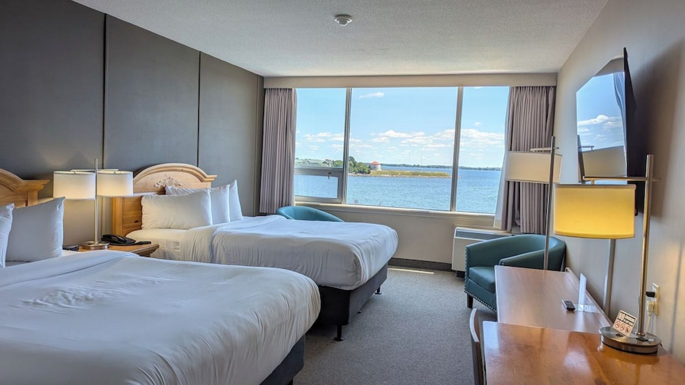 Confederation Place Hotel