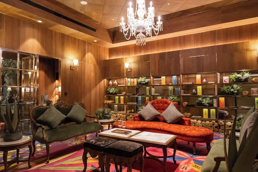 إن هاوس هوتل غراند