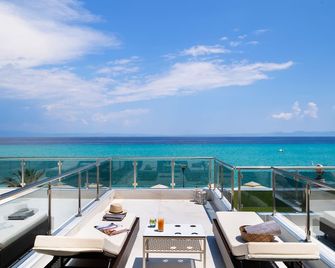 Sea Level Hotel - Polychrono