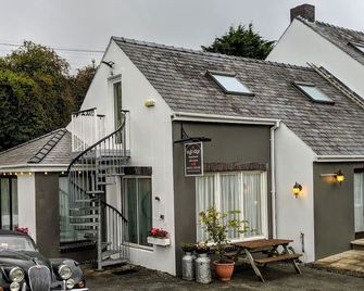 Ivybridge Guest House - Fishguard - Gebäude