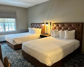 Country Inn & Suites by Radisson Manchester Air - Bedford - Bedroom