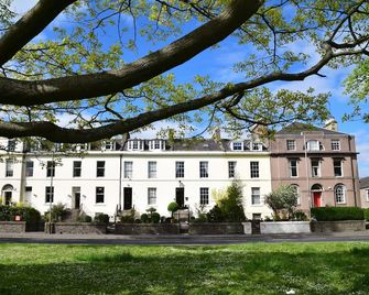 The Townhouse - Perth - Bygning