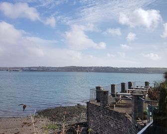 Ferry House Inn - Milford Haven - Extérieur