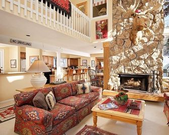 Snowmass Home With Hot Tub, Decks & Mountain Views - 921 - Snowmass Village - Вітальня