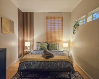 Brimfield Stay - Los Angeles - Soverom