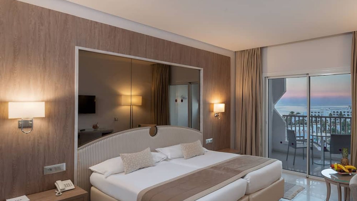 ホテル トゥール カレフ