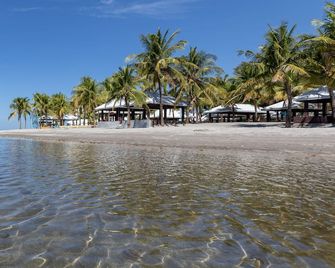 Coralview Beach Resort - Morong - Beach