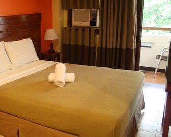 Staylite Hotel - Candon