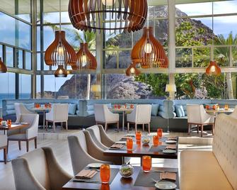 البستان بالاس، فندق ريتز كارلتون - مسقط - مطعم