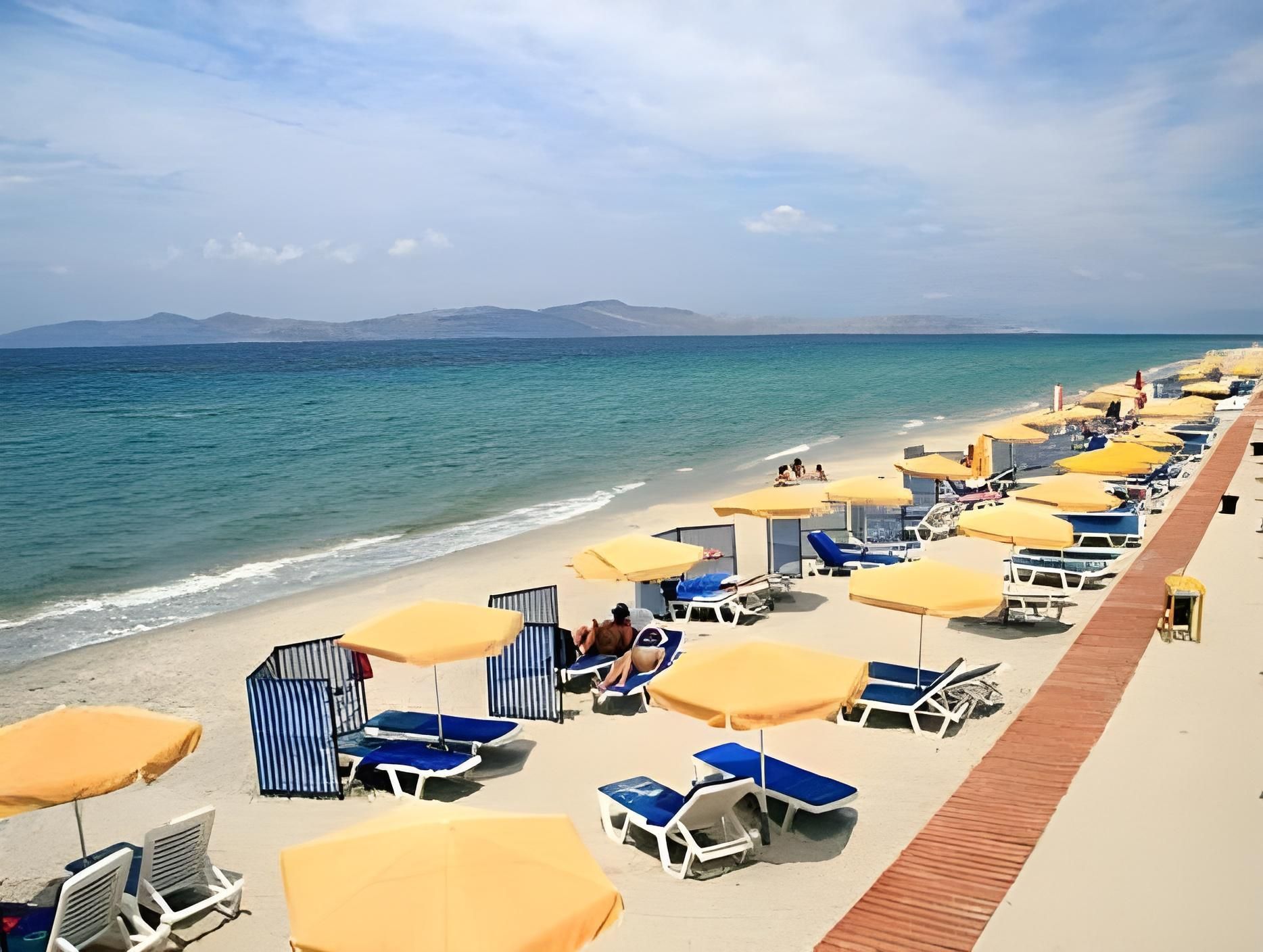 آسلانيس فيليدج هوتل