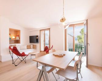 Acqua Marina, Appartement Vue Sur Le Port - Saint-Tropez - Essbereich