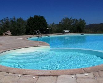 Funtana Abbas - Luras - Piscina