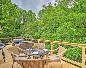 Renovated Highlands Cottage 3 Miles to Downtown! - Highlands - Balkon
