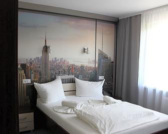 Hotel City - Koszalin - Bedroom