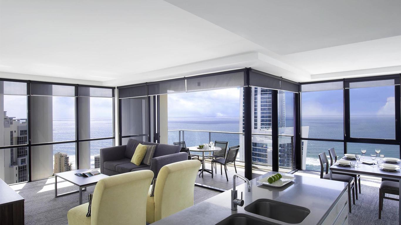 Mantra Circle on Cavill Surfers Paradise