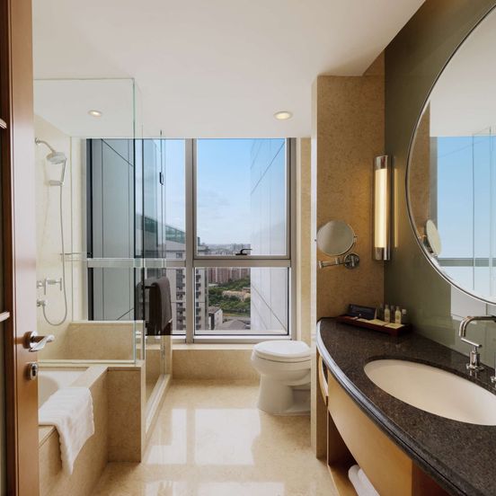 DoubleTree by Hilton Hotel Shanghai - Pudong