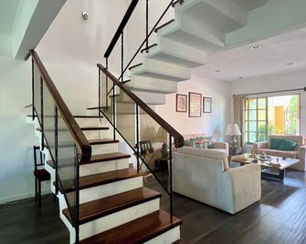Cancun Soho B&B - Cancún - Escaleras