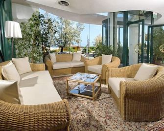 Park Hotel - קתוליקה - טרקלין