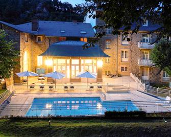 Hôtel Mercure Saint Nectaire - Spa & Bien-Être - Saint-Nectaire - Gebouw