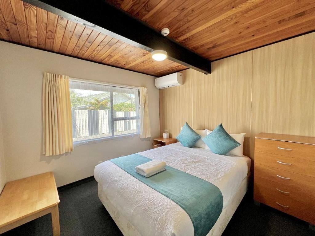 Mountain View Motel - Taupo - Bedroom