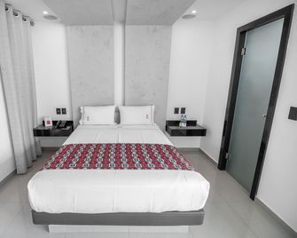 Six Hotel Guadalajara Expiatorio - Guadalajara