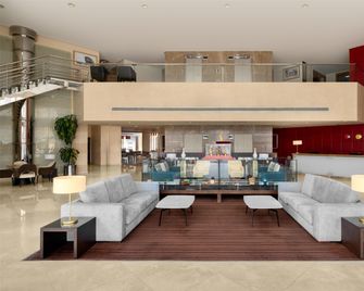 Park Inn by Radisson Al Khobar - Al Khobar - Reception