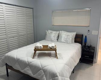 Wonderful apartment in Valrico - Valrico - Habitación