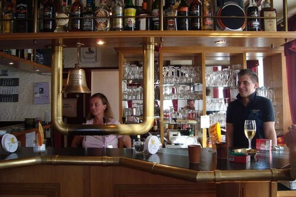 Leezdorfer Hof - Norden - Bar