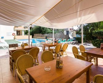 Apartamentos Arlanza - Only Adults - Ibiza