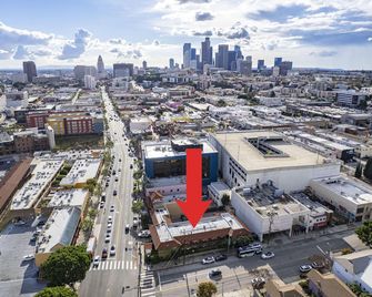 Royal Pagoda Motel - Los Angeles - Outdoor view