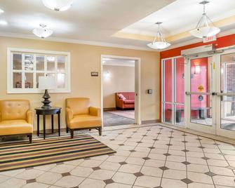 Extended Stay America Suites - Auburn Hills - University Drive - Auburn Hills - Lobby