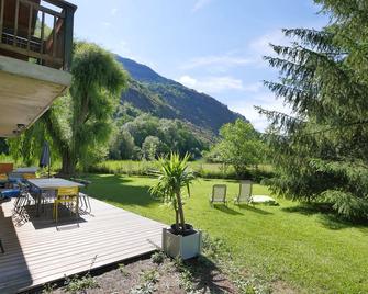House N Alpes - La Garde - Patio