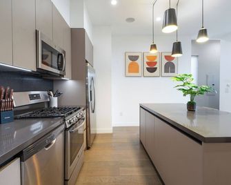 Designer Townhome W/Rooftop by Ucla & Beverly Hills - Los Angeles - Cuisine