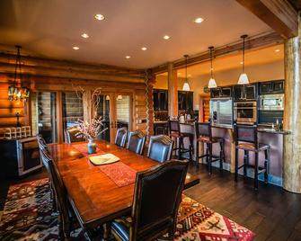 Miracle Lodge - Leavenworth - Τραπεζαρία