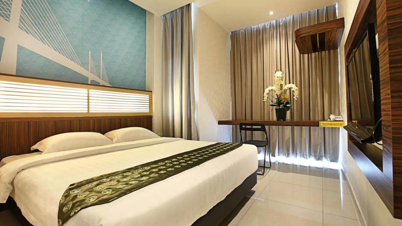 OYO 288 Sri Enstek Hotel